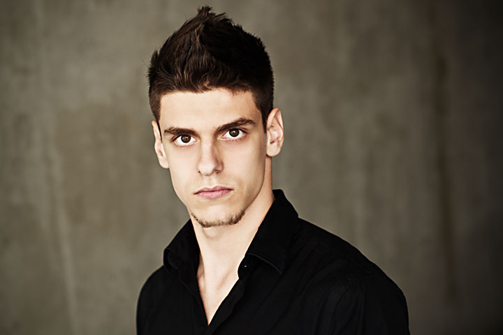 actor headshot in vancouver
